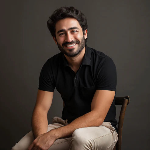 Black Collar T-Shirt With Pocket