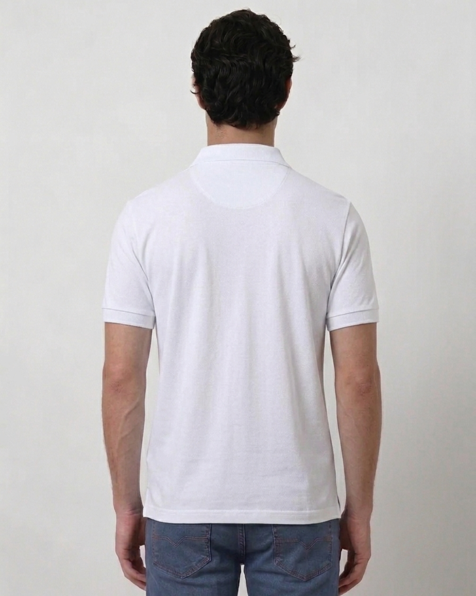 White Collar T-Shirt With Pocket