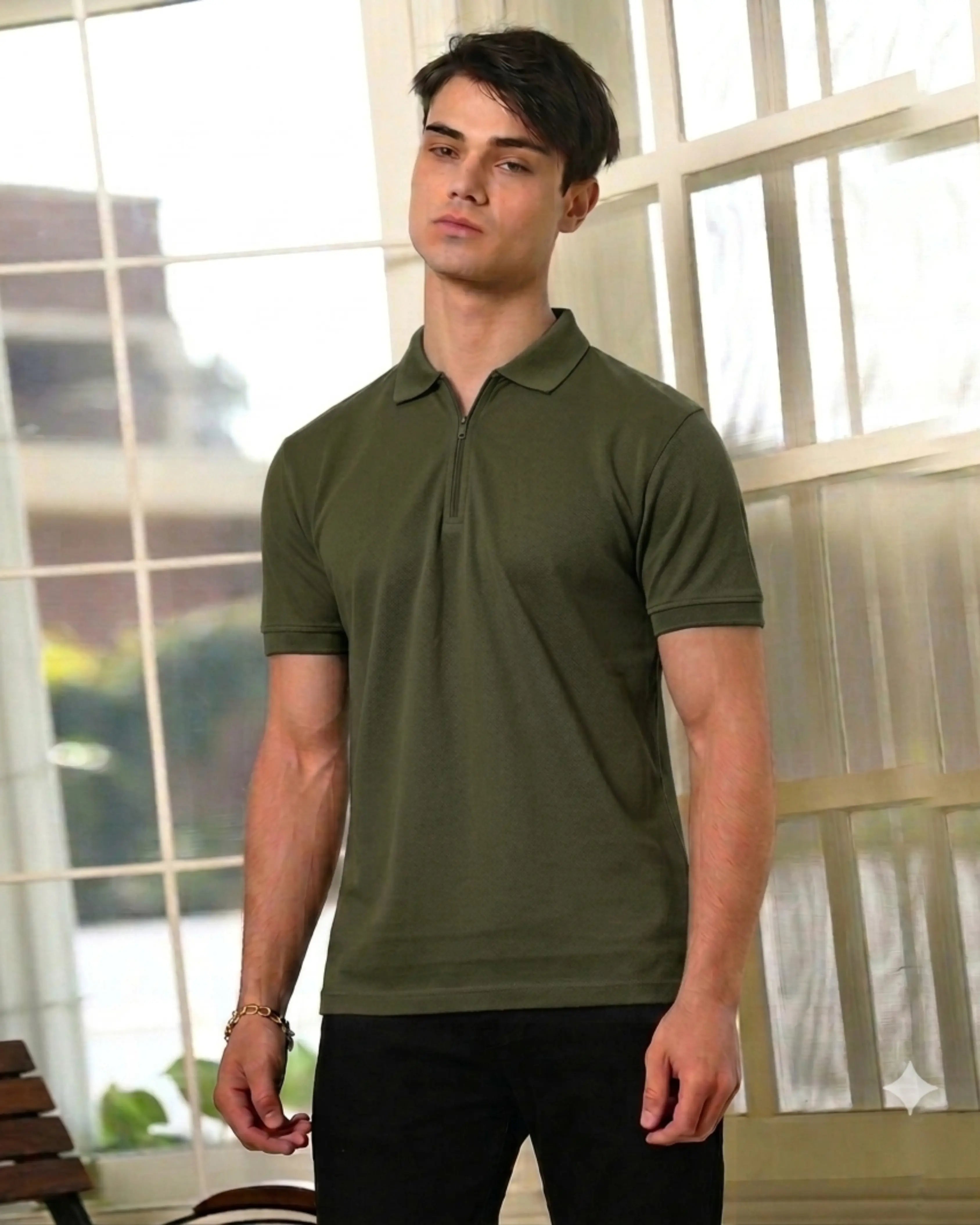 Green Collar T-Shirt with Zip